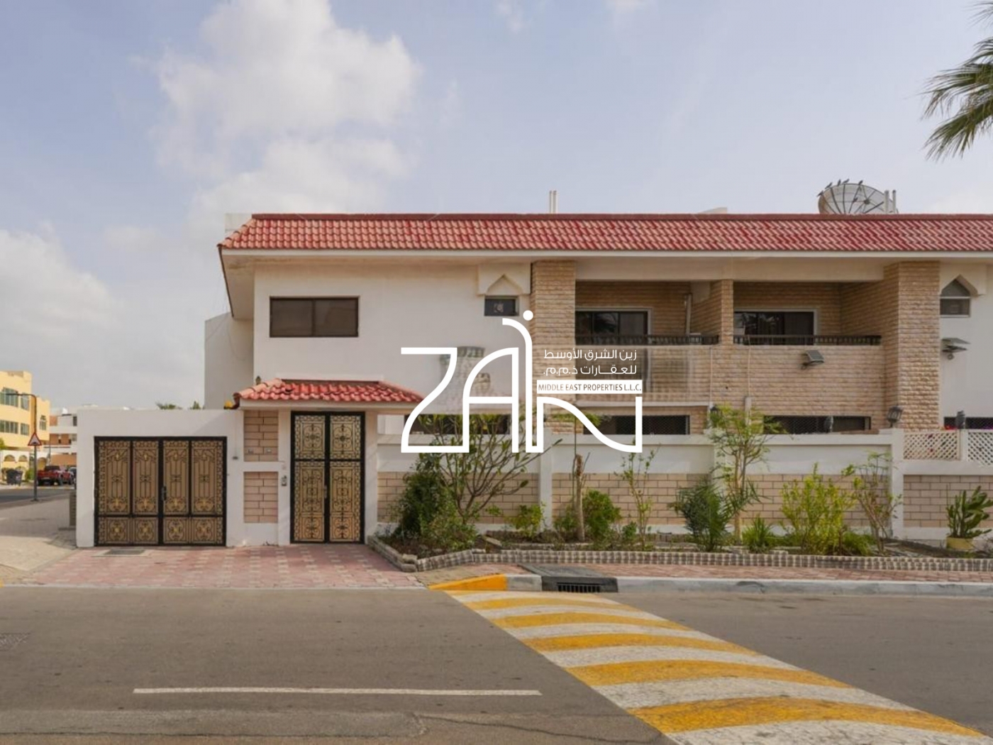 Majestic Corner 10BR Villa + Scenic Community View